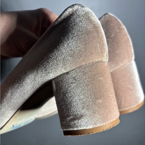 J.Crew Avery Velvet Bow Heels Womens Size 8.5 - Picture 5 of 7